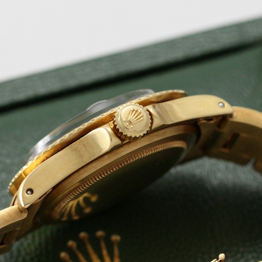 Vintage Of The Week: Gold Rolex Tiffany Submariner 1680